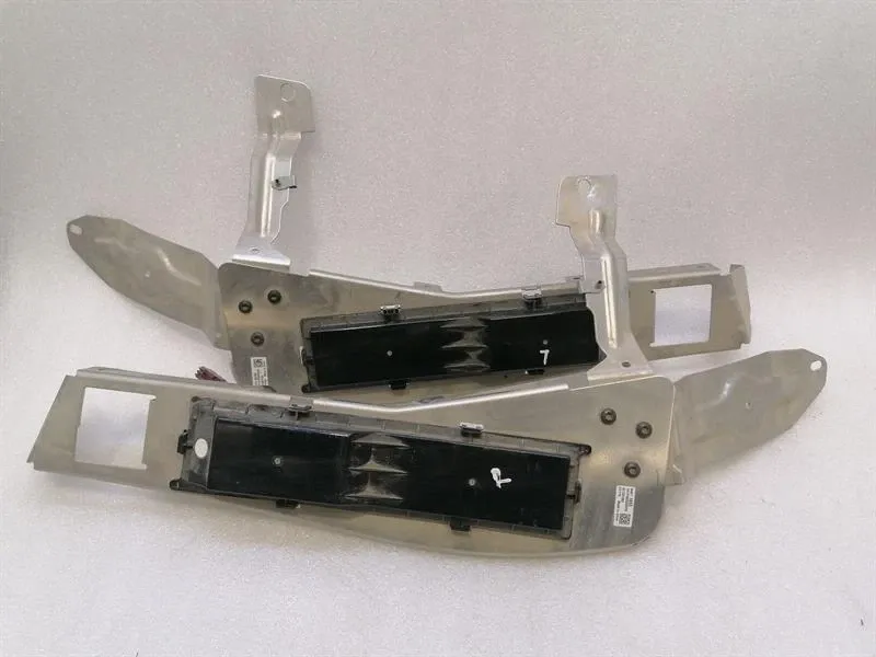 Chevrolet Corvette C8 Aerial / Antenna 84671653 Antenna