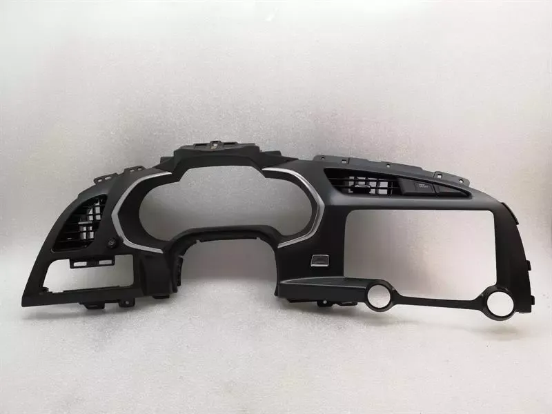Chevrolet Corvette C7 23337590 Dashboard Dashboard Gauge Cluster Bezel Trim