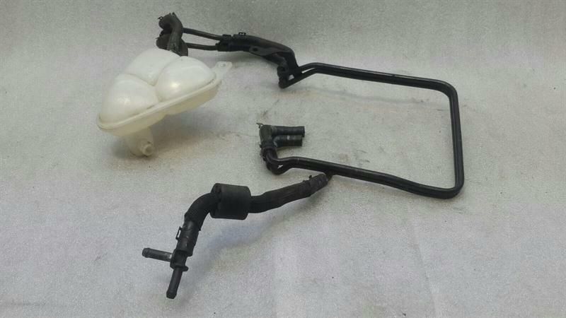 Bentley Continental GT W12 Cooling Pipe 3W0122447F Cooling Water Hose Pipe