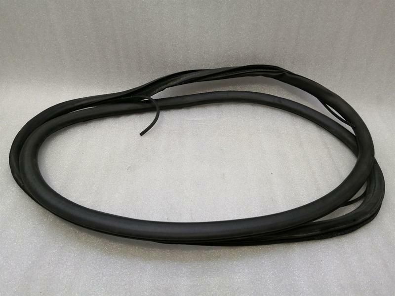 BENTLEY CONTINENTAL FLYING TRACK Rear Right Door Seal 3W5867368C Door Seals Re