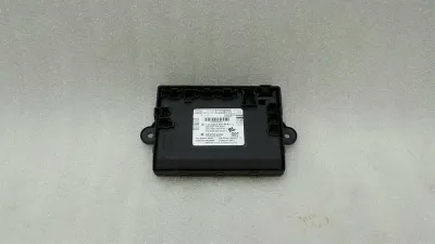 Mercedes S-Class W221 RLH ajtóvezérlő modul A2218704993 vezérlőegység ajtó hátsó
