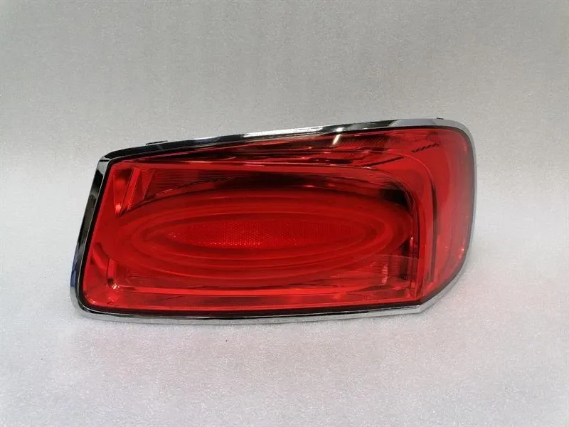 Bentley Flying Track MK2 13-19 Jobb hátsó lámpa 4W0945096H Hátsó lámpa hátsó Re