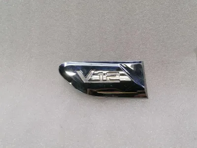 BMW 7 SERIES F02 F01 9202184 V12 LOGO