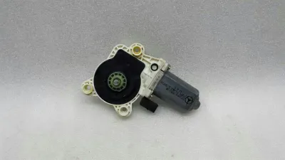 Mercedes SLK W171 Window Regulator Motor Rear Left A1718200842 Door Window Motor