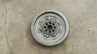 Audi TT 2.0 TFSI CES Double Mass Flywheel + Clutch 06J105266T flywheel 45000KM