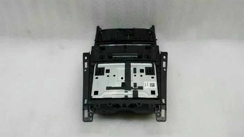 Mercedes E Class Cup holder A2126805850 Cup holder