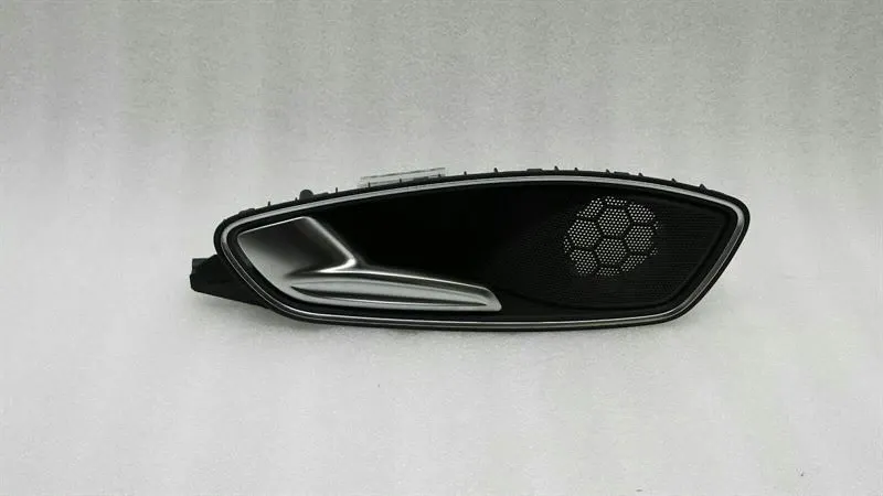 Audi A1 8x Interior Door Handle Rear Left 8X4839019C Rear Left Door Inner Handle