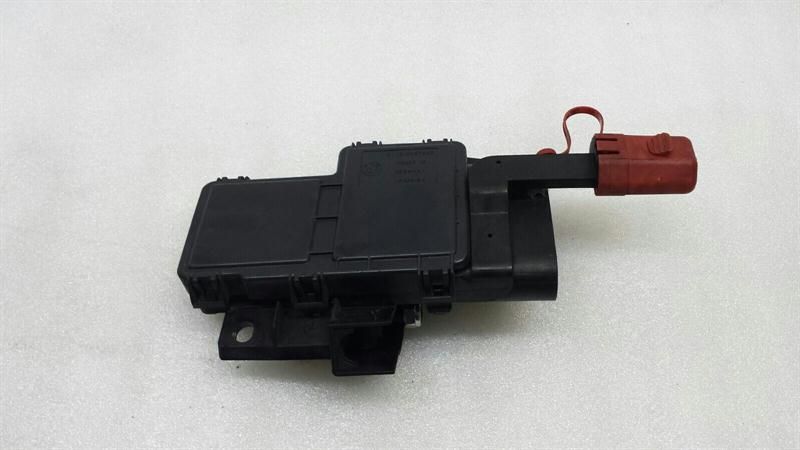 BMW 7 series E65 E66 Relay 61146976383 Battery Cable Cover