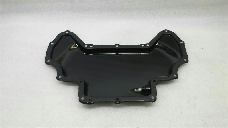 Mercedes CLS Class W219 Oil Pan Lower Part A2720100128 Oil Pan Oil Tub Bottom