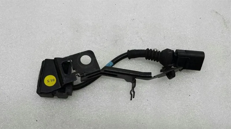 Audi A8 8E Acceleration Sensor 4E0907651G Acceleration Sensor Level Sensor