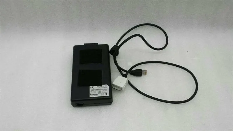 Mercedes CLS W219 IPOD interface module B67824252 control unit