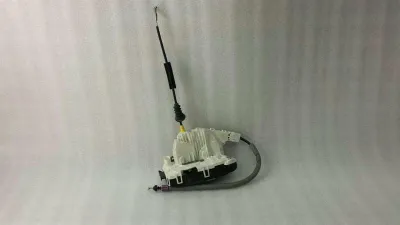 Mercedes C Class Door Lock Front Right A2047202435 Door Lock Front Right