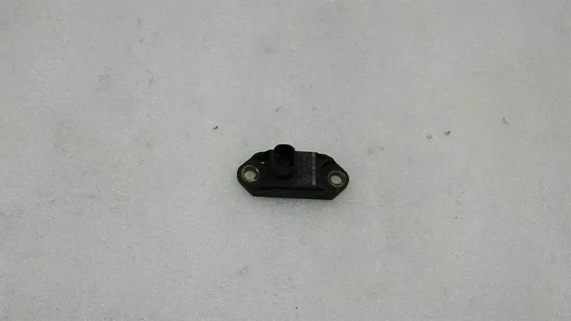 Mercedes CLS W219 Impact Sensor A0025476918 Crash Sensor