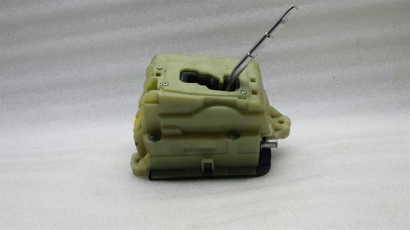 2010 Mercedes C Class W204 Circuit Backdrop Circuit A2042673724 Gear Shifter