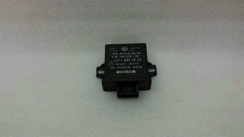 Mercedes E Class W211 Light Control Unit A2118203226 Light Control Unit