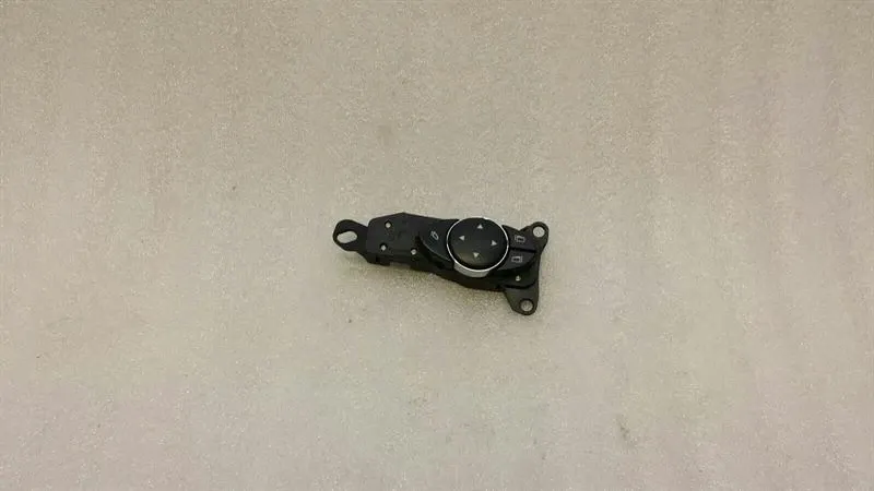 Mercedes E Class W211 RHD Mirror Switch A2118213051 Right Handlebar