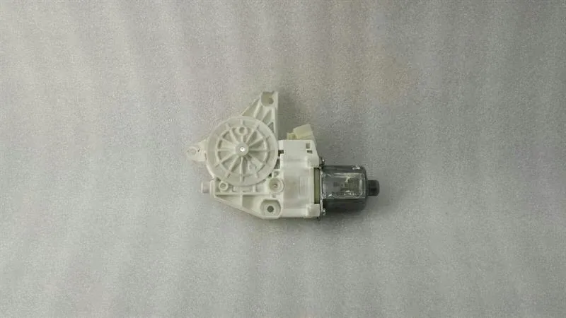 Mercedes W204 window regulator motor front left A2048200142 door window motor FLH