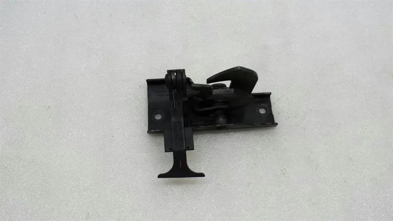 Mercedes S Class W220 Bonnet Lock A2208870227 bonnet lock