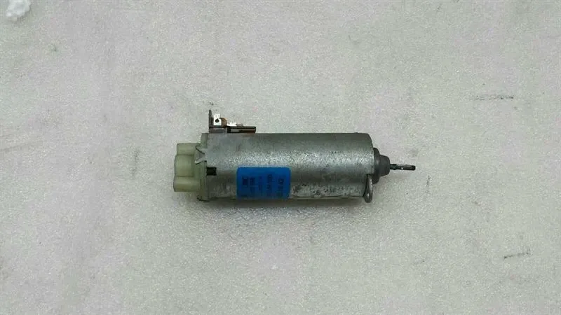 Mercedes S-Class W220 Seat Adjustment Motor A2208201542 Seat Adjustment Motor