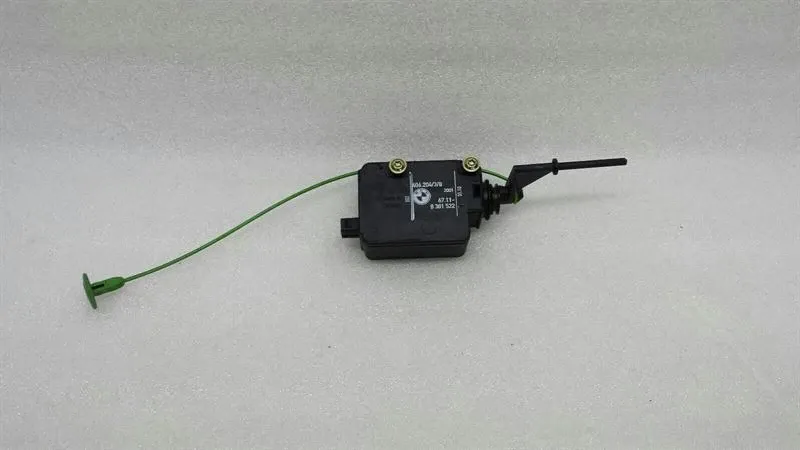 BMW 7 series E65 Fuel Cap Actuator 8381522 Fuel Flap Actuator