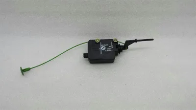 BMW 7 series E65 Fuel Cap Actuator 8381522 Fuel Flap Actuator