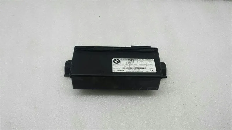 BMW 5 Series E60 Backrest Control Module 6938908 Seat Control Unit Rear
