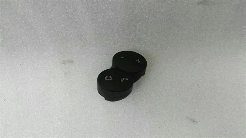 Mercedes SL R230 Steering Wheel Switch A2308202410 Steering Wheel Switch MFL