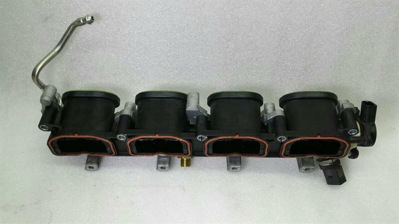 Audi RS5 8T suction bridge intake bridge right 70372609 intake manifest right V8