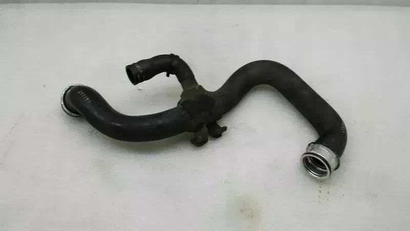 Mercedes E Class W212 Cooling Water Hose A2045013782 Cooling Pipe M272