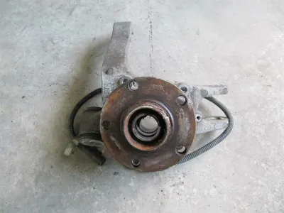 Audi S8 D2 4D rear right hub 4D0505432A rear right wheel bearing housing