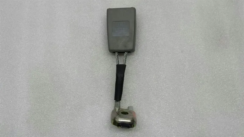 Audi S8 D2 Belt Buckle 4D0857740M belt lock rear belt