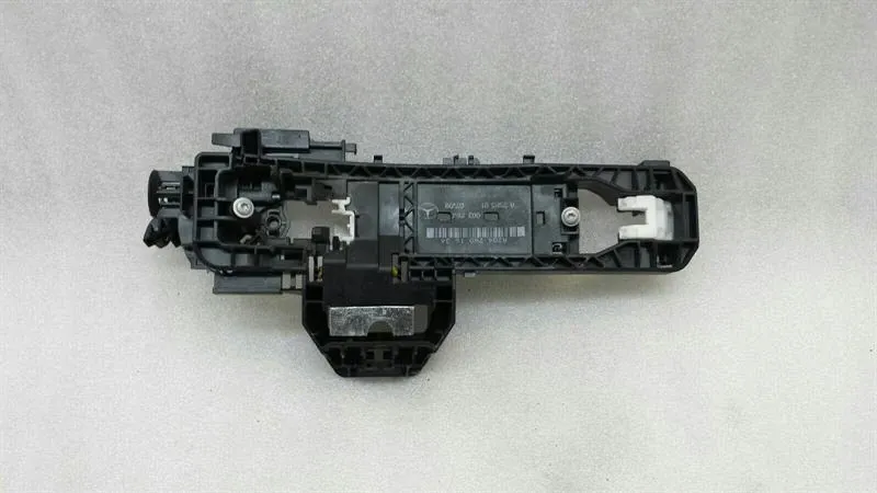 Mercedes GLK X204 RRH Handle Carrier A2047601634 Door Handle Holder Rear Right