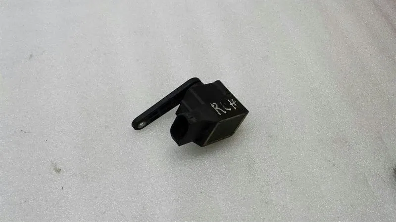 Mercedes CL W216 Xenon Level Sensor A2213280234 Level Sensor