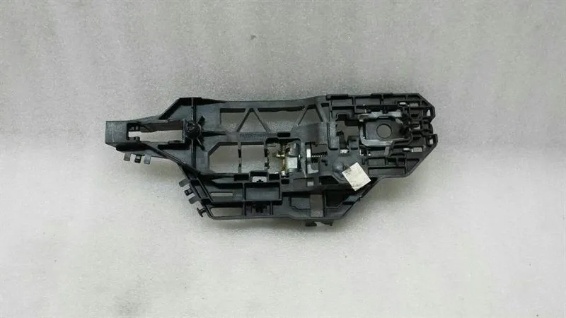 CHRYSLER 300C RLH door handle carrier 04589860AI interior door handle holder HL