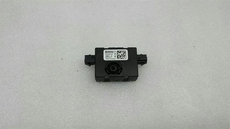 BMW 1 Series F20 F21 Aerial / Antenna 9181453 Locking Circuit Antenna