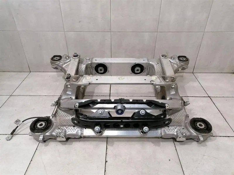 BMW iX i20 40 subframe rear 33316889434 axle frame rear axle aluminum