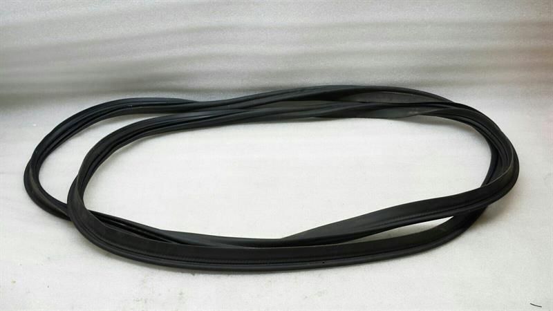 Audi A5 8T boat lid seal 8T8827705A door rubber gasket tailgate