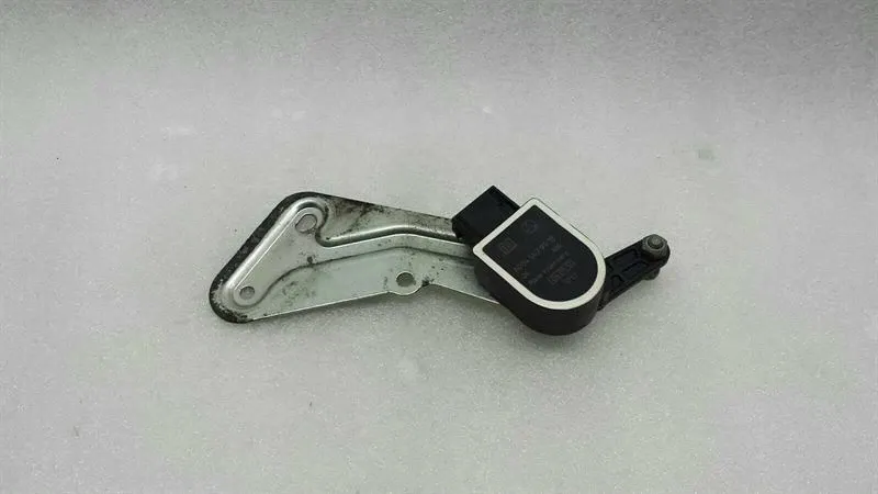 Mercedes CLS W218 Light Level Sensor A0045429918 Level Sensor Front Left