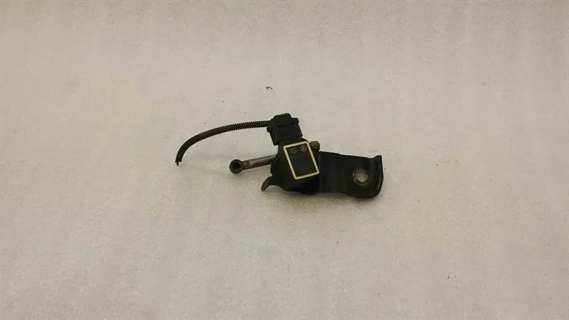 Mercedes S-Class W221 Front Left Sensor A0105427717 Level Sensor Front Left