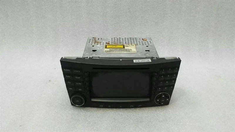 Mercedes CLS W219 W211 Navigation Monitor A2118204197 Sat Nav Display Picture Shirt