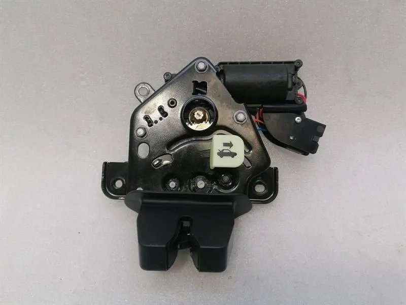 Tesla Model 3 Standard Range Boot Lock 1500604-CN-B Tailgate Lock