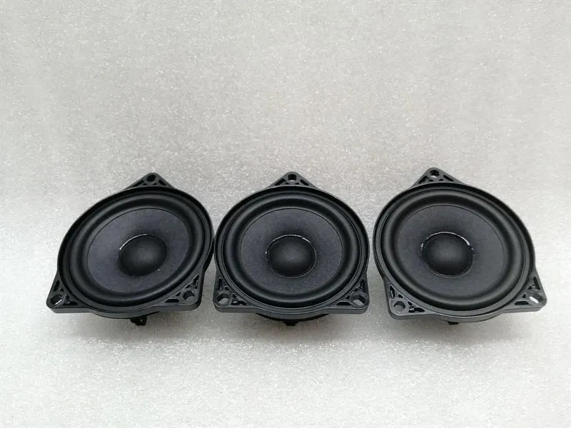 Tesla Model 3 Standard Range Speaker Set 1079742-00-B Speaker Set