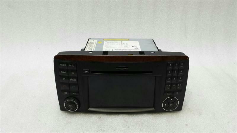Mercedes R Class W251 Navigation Monitor A2518705094 Sat Display FAULTY