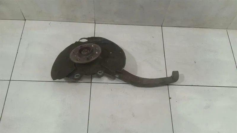 Mercedes R Class W251 Left Front Hub A2513301320 Wheel Bearing Housing Front Li