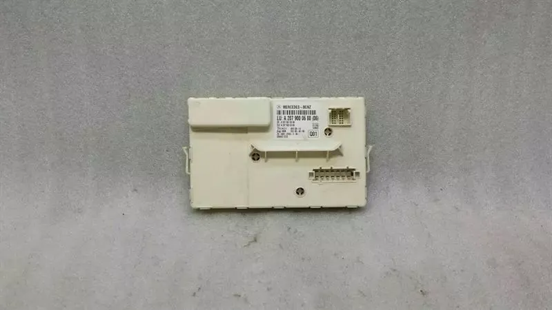 Mercedes E Class W207 Rear Window Module A2079000600 Control Unit Window Regulator