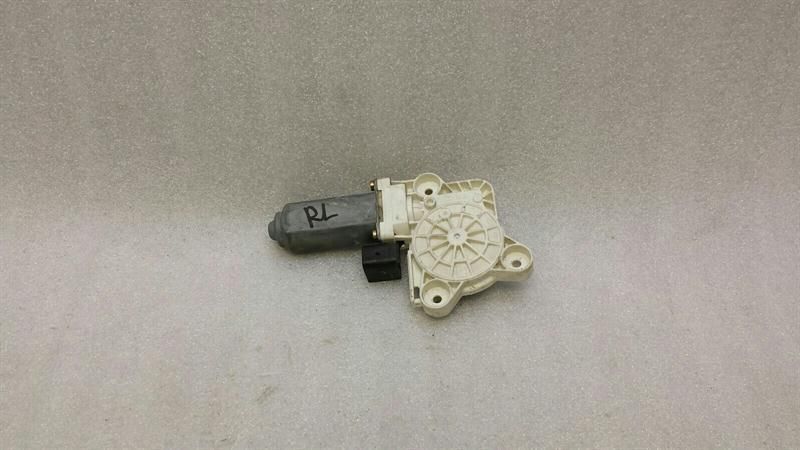 Mercedes E Class W211 E500 Door Window Engine A2118202442 Power Window Motor