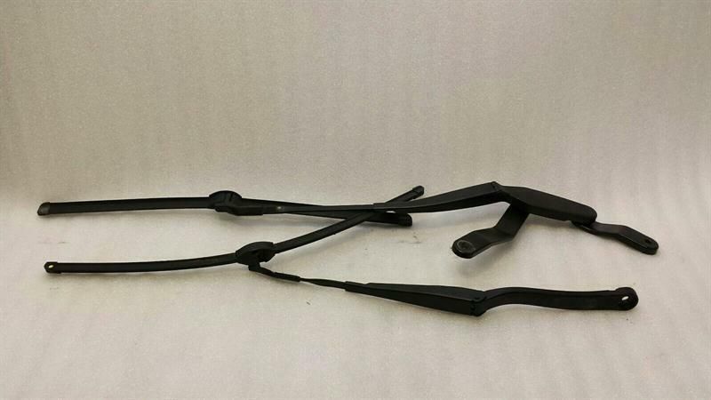 MERCEDES E CLASS W212 WIPER ARM A2128201344 WINDSCREEN WIPER SET