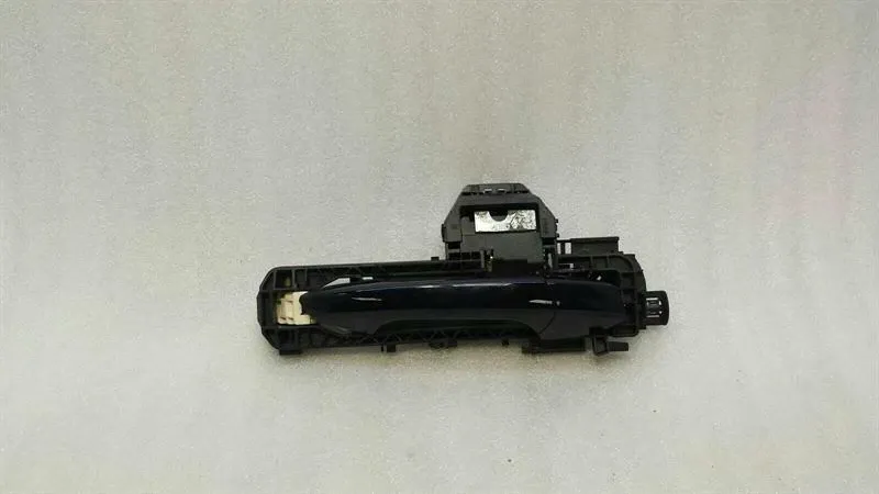 Mercedes E Class W212 FRH Door Handle A2047600270 Door Handle Front Right Carrier