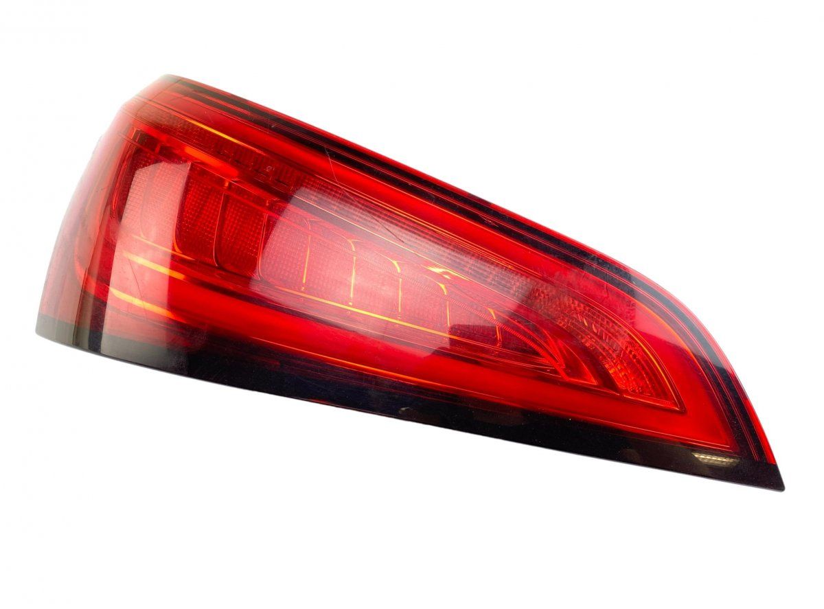 8R0945093C Tail light left AUDI Q5 (8R) (2008-2016)