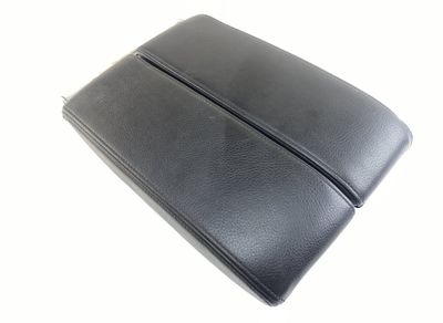 7P6864207B Armrest cover front VW TOUAREG II (7P) (2010-2018)